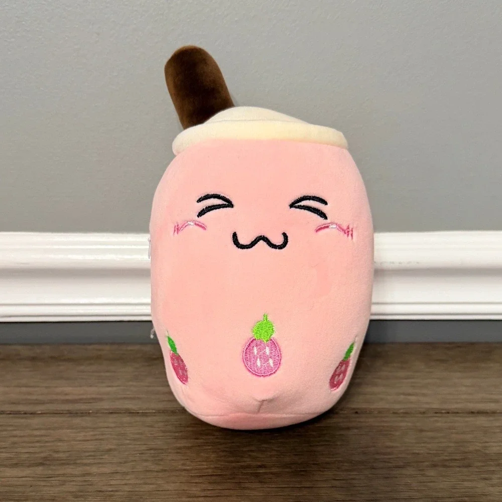 Kawaii Lissipuppe‎ Strawberry Boba Milk Tea Plush